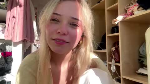 Snapshot of cassijent chatting on February 2026 02:05:01 PM Olivia online show from February 2026 02:05:01 PM