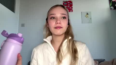 Snapshot of cassijent chatting on March 2026 07:15:01 AM Olivia online show from March 2026 07:15:01 AM