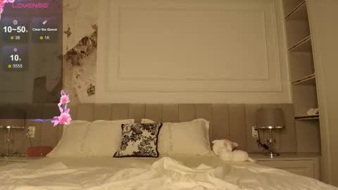 Snapshot of cassy_love1 chatting on October 2025 05:39:01 PM Cassy online show from October 2025 05:39:01 PM