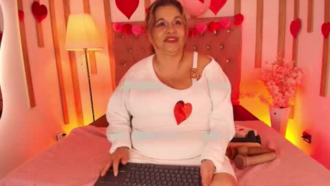 Snapshot of cat_wild chatting on February 2026 09:11:02 PM Marce online show from February 2026 09:11:02 PM