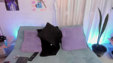 Cata green model independient online show from February 2026 04:52:02 PM