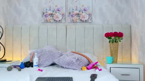 Dani   online show from March 2026 09:16:02 PM