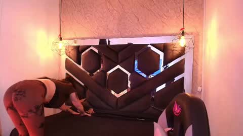 Cataleya online show from November 2025 11:10:02 AM