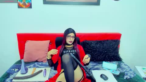 Snapshot of cataliinacastro chatting on October 2025 07:58:02 PM catalina online show from October 2025 07:58:02 PM