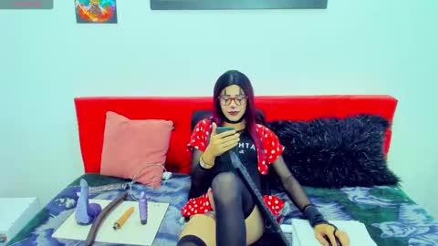 Snapshot of cataliinacastro chatting on October 2025 11:17:01 PM catalina online show from October 2025 11:17:01 PM