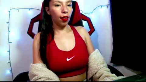 catalina_colombia online show from March 2025 01:05:01 AM