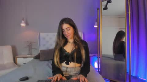 Catalina online show from March 2025 06:50:01 PM