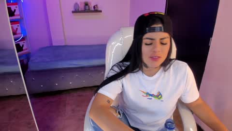 Snapshot of catalina_naughtyy chatting on December 2024 12:14:02 AM Catalina online show from December 2024 12:14:02 AM