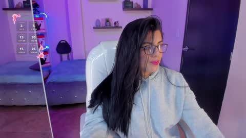 Snapshot of catalina_naughtyy chatting on December 2024 09:19:01 PM Catalina online show from December 2024 09:19:01 PM