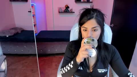 Snapshot of catalina_naughtyy chatting on February 2025 09:04:02 PM Catalina online show from February 2025 09:04:02 PM
