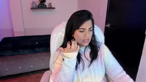 Snapshot of catalina_naughtyy chatting on February 2025 12:16:01 AM Catalina online show from February 2025 12:16:01 AM