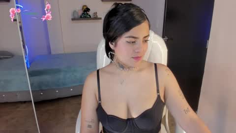 Snapshot of catalina_naughtyy chatting on March 2025 09:31:02 PM Catalina online show from March 2025 09:31:02 PM