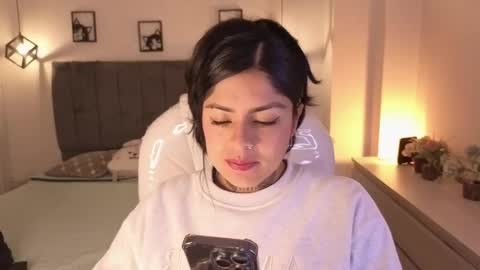 Snapshot of catalina_naughtyy chatting on October 2025 03:17:02 AM Catalina online show from October 2025 03:17:02 AM