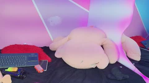 Catalina online show from February 2026 02:10:01 AM