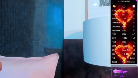 Catalina online show from December 2024 07:34:02 PM