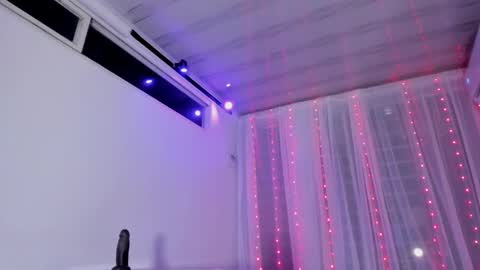 Call me Cata  online show from November 2025 03:28:02 AM