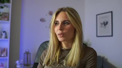 catecrago  online show from February 2025 05:11:02 PM