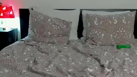 Kat online show from February 2025 01:22:01 PM