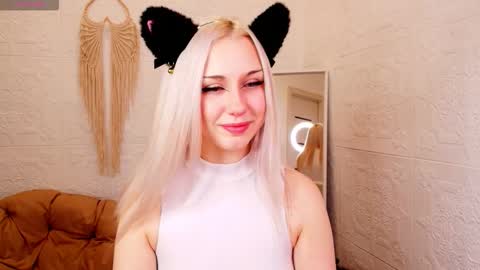 Anna  online show from January 2026 02:14:01 AM