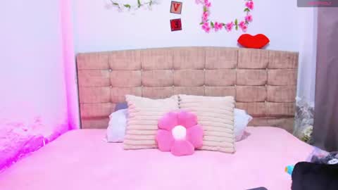 catherine_and_tara online show from June 2026 04:45:01 AM