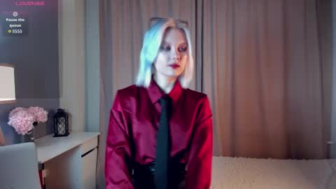 Mia online show from March 2026 11:06:01 AM