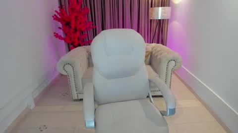 Snapshot of cathy_wills chatting on March 2025 09:25:02 AM Cathy online show from March 2025 09:25:02 AM