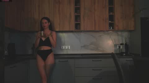 catolinanight online show from November 2025 06:58:01 AM