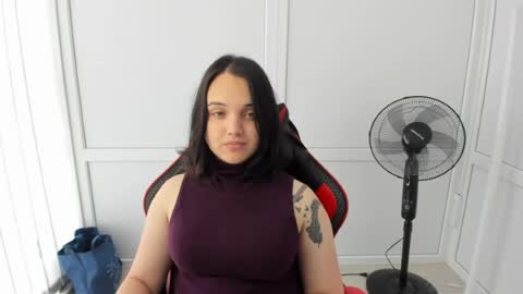 Catrine online show from June 2026 07:00:01 AM