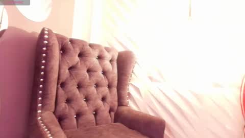 Snapshot of cattaleya_nocturna chatting on November 2025 03:27:01 AM Cattaleya nocturna online show from November 2025 03:27:01 AM