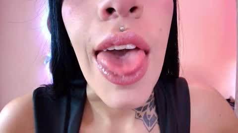 Cattleya online show from November 2025 07:46:02 PM