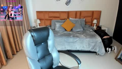 Snapshot of catti_brie_ chatting on October 2025 12:09:01 PM catti_brie_ online show from October 2025 12:09:01 PM