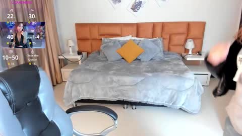 Snapshot of catti_brie_ chatting on November 2025 10:37:01 AM catti_brie_ online show from November 2025 10:37:01 AM