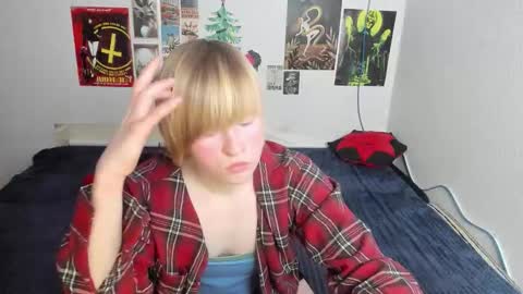 cattie_w_ online show from February 2026 01:25:02 AM