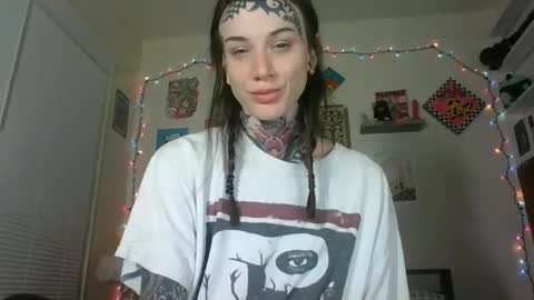 Snapshot of caulkgobbler chatting on October 2025 03:10:01 AM alaska online show from October 2025 03:10:01 AM