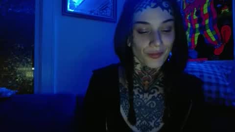 Snapshot of caulkgobbler chatting on November 2025 07:50:01 AM alaska online show from November 2025 07:50:01 AM