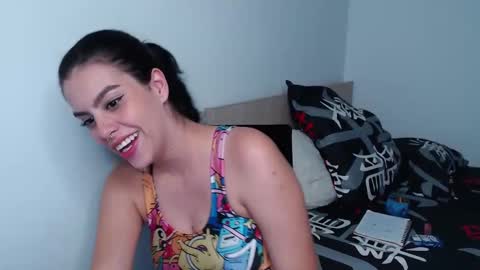 cazadora80s online show from December 2024 05:15:01 AM