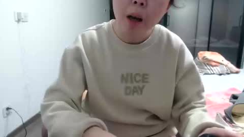 Snapshot of cbz112233 chatting on January 2025 03:29:02 PM ANNYANNY online show from January 2025 03:29:02 PM