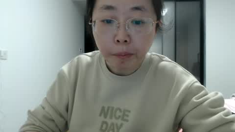 Snapshot of cbz112233 chatting on January 2025 04:48:01 PM ANNYANNY online show from January 2025 04:48:01 PM