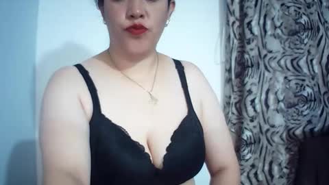 ccharlot online show from May 2026 12:27:01 AM