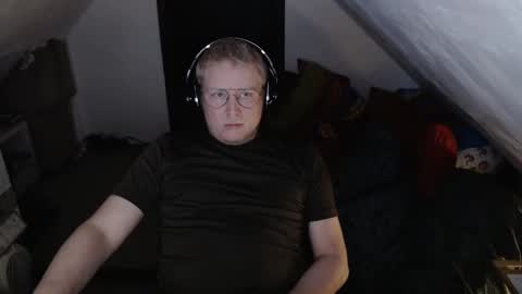 Snapshot of cebas chatting on March 2025 08:55:01 PM cebas online show from March 2025 08:55:01 PM