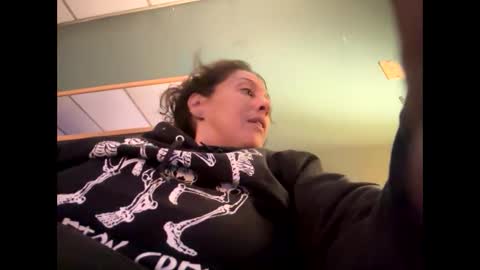 cece_vibez online show from November 2025 03:30:02 AM