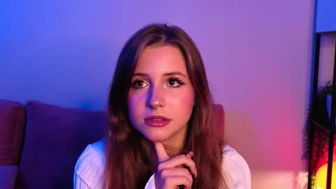 Lina  online show from October 2025 07:47:02 PM