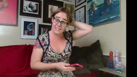 Snapshot of cecilysaintclaire chatting on October 2025 12:17:02 PM Cecily Saint Claire online show from October 2025 12:17:02 PM