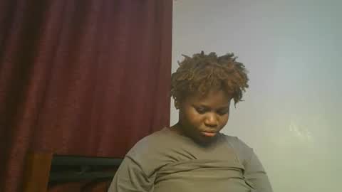 Snapshot of ceepretty25 chatting on February 2026 10:52:01 AM ceepretty25 online show from February 2026 10:52:01 AM