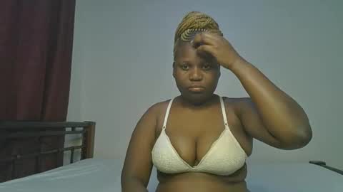 Snapshot of ceepretty25 chatting on February 2026 10:28:01 PM ceepretty25 online show from February 2026 10:28:01 PM