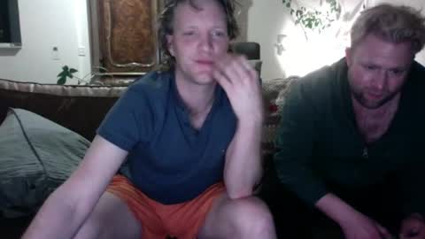 Snapshot of ceezeee chatting on December 2024 03:58:01 AM ceezeee online show from December 2024 03:58:01 AM