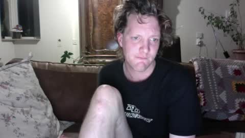 Snapshot of ceezeee chatting on December 2024 05:10:02 AM ceezeee online show from December 2024 05:10:02 AM