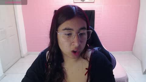 Snapshot of celeste486380 chatting on May 2026 01:07:01 PM celeste486380 online show from May 2026 01:07:01 PM