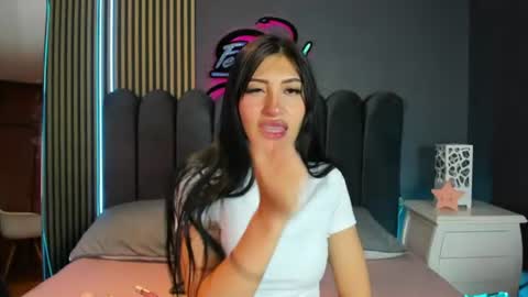 Snapshot of celeste_bs chatting on June 2026 04:34:01 AM Celeste online show from June 2026 04:34:01 AM