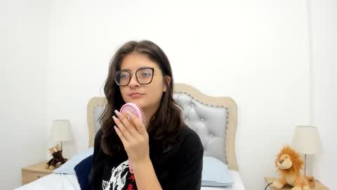 Snapshot of celeste_calderon chatting on January 2026 11:37:02 AM Celeste Calderon online show from January 2026 11:37:02 AM